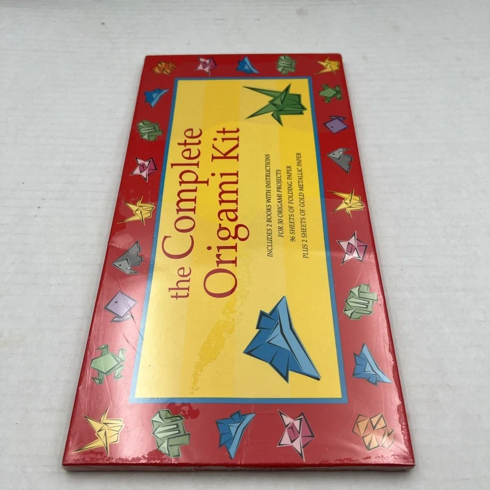 Complete Origami Kit: [Kit with 2 Origami How-To Books,‎ 98 Papers, 30 Projects]